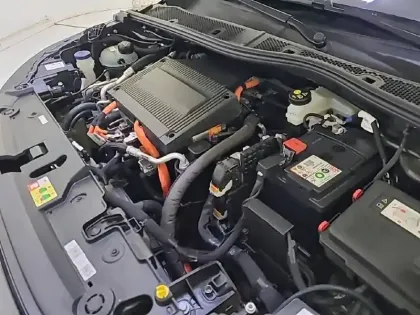 Photo 14 Peugeot 208  Electrique 50 kWh 136ch