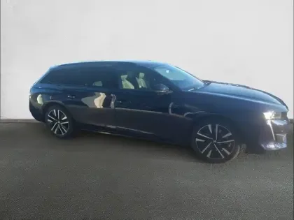 Photo 3 Peugeot 508  SW Hybrid 225 e-EAT8