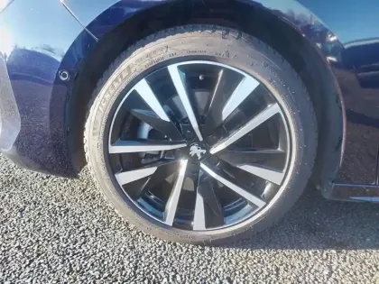 Photo 12 Peugeot 508  SW Hybrid 225 e-EAT8