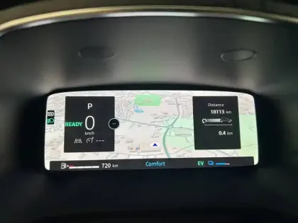 Photo 24 Renault Captur  E-Tech full hybrid 145 ch