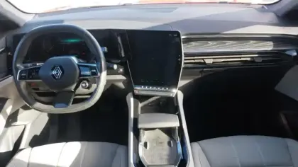 Photo 8 Renault Espace  E-Tech hybrid 200