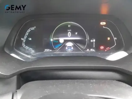 Photo 12 Renault Captur  E-Tech full hybrid 145 ch