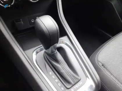 Photo 19 Renault Captur  E-Tech full hybrid 145 ch