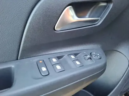 Photo 27 Opel Corsa  1.2 Turbo 100 ch BVM6