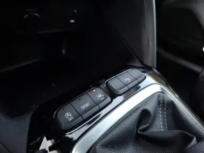 Photo 23 Opel Corsa  1.2 Turbo 100 ch BVM6