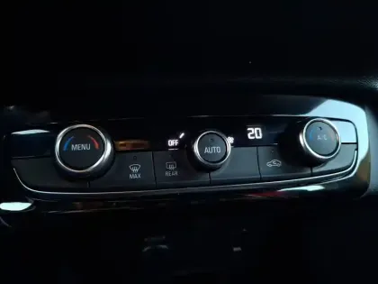 Photo 22 Opel Corsa  1.2 Turbo 100 ch BVM6