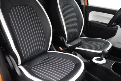 Photo 20 Renault Twingo  III E-Tech