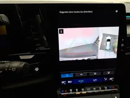 Photo 41 Renault Espace  E-Tech full hybrid 200 GSR2