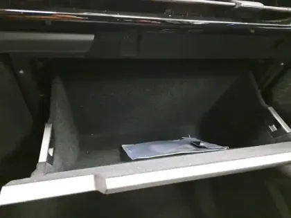 Photo 92 Renault Espace  E-Tech full hybrid 200 GSR2