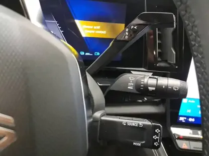 Photo 34 Renault Espace  E-Tech full hybrid 200 GSR2