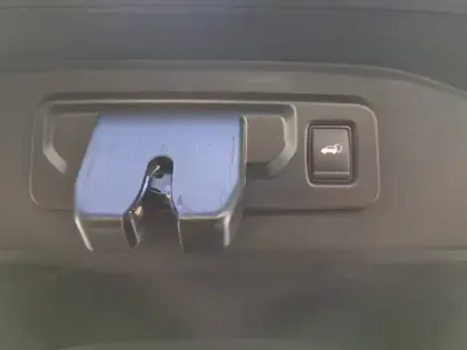 Photo 21 Renault Espace  E-Tech full hybrid 200 GSR2