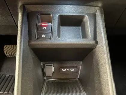 Photo 110 Nissan Micra Electrique 52kWh 150ch