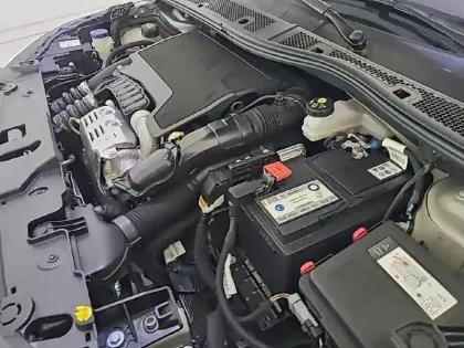 Photo 14 Peugeot 208  PureTech 100 S&S BVM6