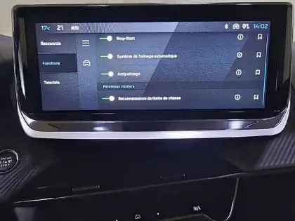 Photo 21 Peugeot 208  PureTech 100 S&S BVM6