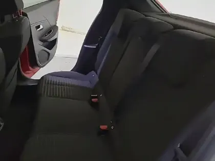 Photo 11 Peugeot 208  Electrique 50 kWh 136ch