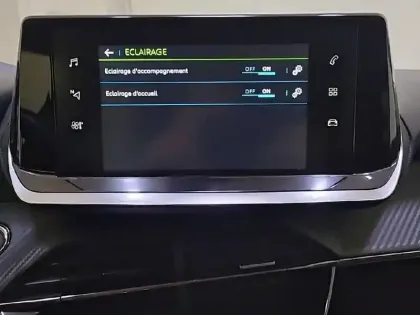 Photo 22 Peugeot 208  Electrique 50 kWh 136ch