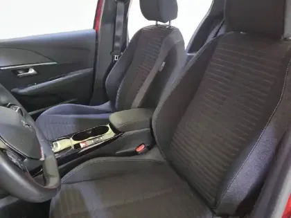 Photo 10 Peugeot 208  Electrique 50 kWh 136ch