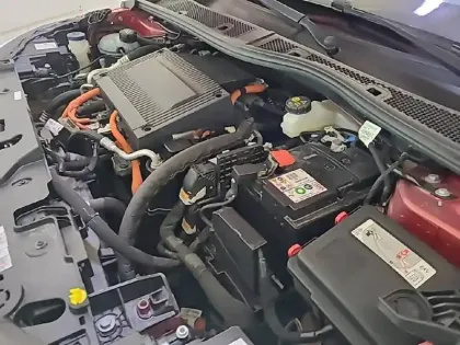 Photo 14 Peugeot 208  Electrique 50 kWh 136ch