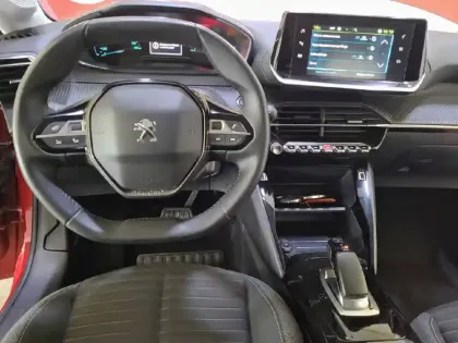 Photo 7 Peugeot 208  Electrique 50 kWh 136ch