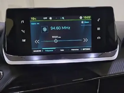 Photo 18 Peugeot 208  Electrique 50 kWh 136ch