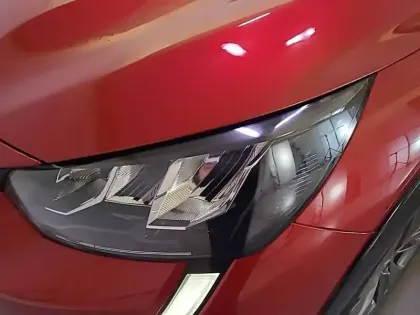 Photo 15 Peugeot 208  Electrique 50 kWh 136ch