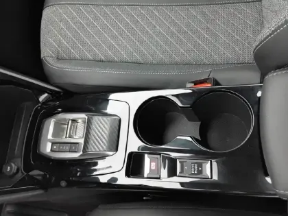 Photo 25 Peugeot 208  Hybrid 100 e-DCS6