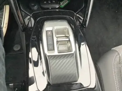 Photo 58 Peugeot 208  Hybrid 110 e-DCS6