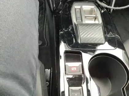 Photo 42 Peugeot 208  Hybrid 110 e-DCS6