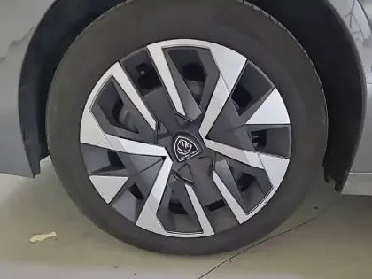 Photo 12 Peugeot 208  Hybrid 100 e-DCS6