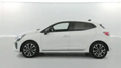 Photo 10 Renault Clio  E-Tech full hybrid 145