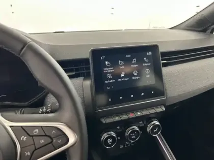 Photo 20 Renault Clio  E-Tech full hybrid 145