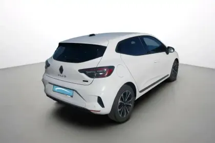 Photo 5 Renault Clio  E-Tech full hybrid 145