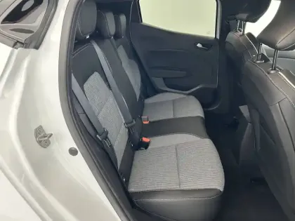 Photo 24 Renault Clio  E-Tech full hybrid 145