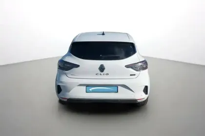 Photo 4 Renault Clio  E-Tech full hybrid 145