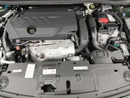 Photo 27 Peugeot 308  PHEV 180 e-EAT8