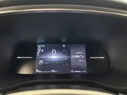 Photo 25 Renault Arkana  TCe 140 EDC - 23