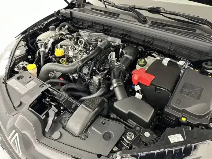 Photo 30 Renault Arkana  TCe 140 EDC - 23