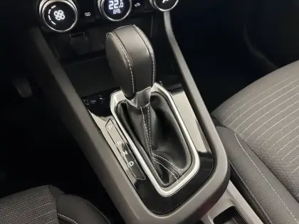 Photo 21 Renault Arkana  TCe 140 EDC - 23