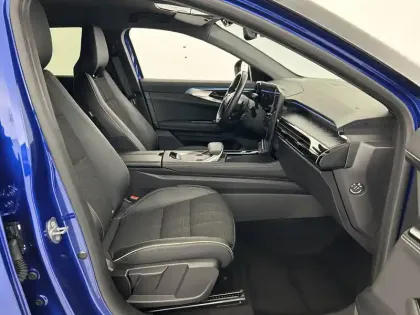 Photo 22 Renault Austral  E-Tech hybrid 200