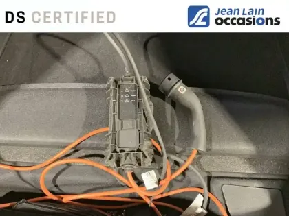 Photo 37 DS Ds 7  Hybride Rechargeable E-Tense 300 EAT8 4x4