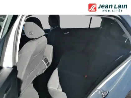 Photo 34 Volkswagen Golf  1.5 eHybrid 204 DSG6