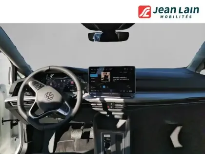 Photo 53 Volkswagen Golf  1.5 eHybrid 204 DSG6