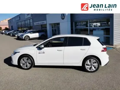 Photo 45 Volkswagen Golf  1.5 eHybrid 204 DSG6