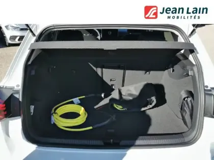 Photo 21 Volkswagen Golf  1.5 eHybrid 204 DSG6