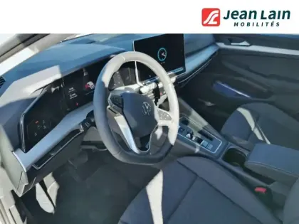 Photo 46 Volkswagen Golf  1.5 eHybrid 204 DSG6