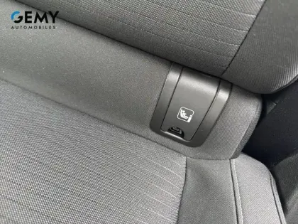 Photo 18 Renault Arkana  TCe 140 EDC FAP