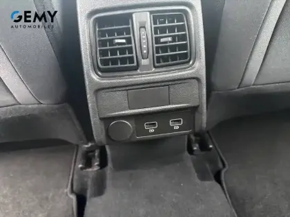 Photo 17 Renault Arkana  TCe 140 EDC FAP