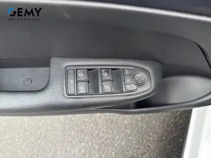 Photo 19 Renault Arkana  TCe 140 EDC FAP