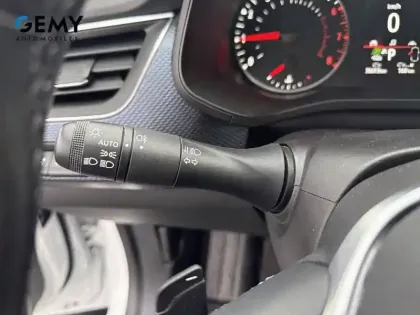 Photo 23 Renault Arkana  TCe 140 EDC FAP