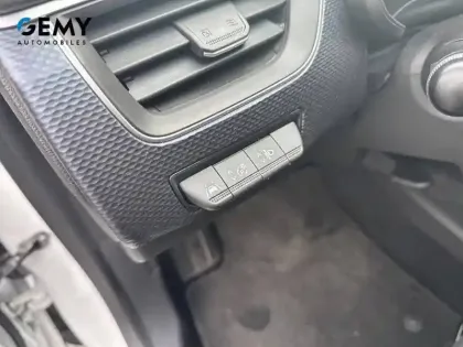 Photo 20 Renault Arkana  TCe 140 EDC FAP